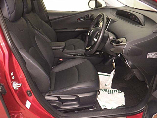 TOYOTA PRIUS 2016