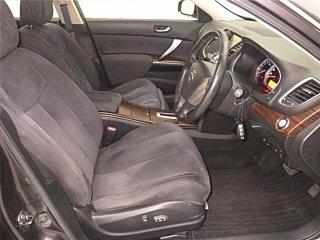 NISSAN TEANA 2010