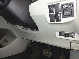 TOYOTA PRIUS PHV 2012