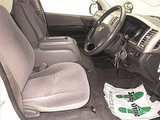 TOYOTA HIACE VAN 2009