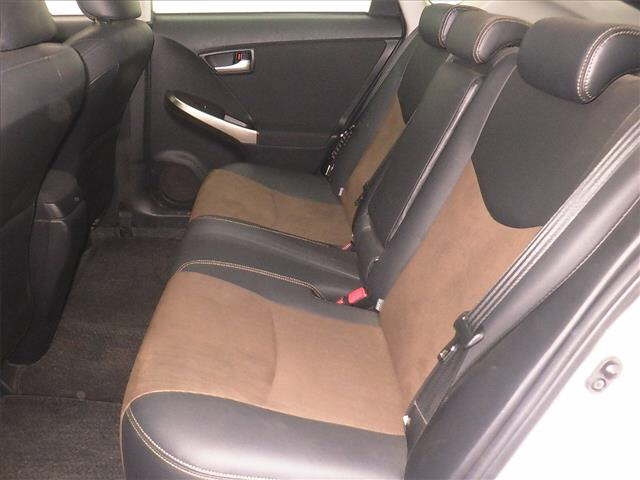 TOYOTA PRIUS PHV 2013