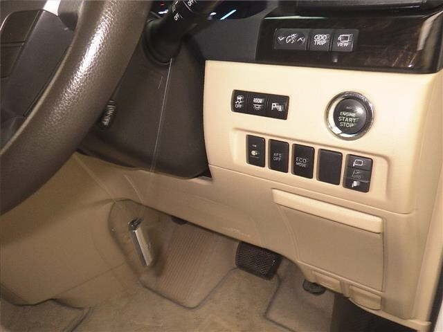 TOYOTA VELLFIRE 2014