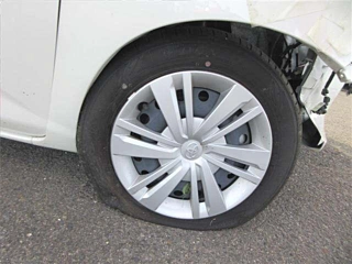 TOYOTA ROOMY 2023