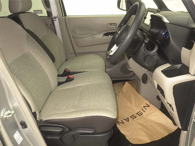 NISSAN ROOX 2021