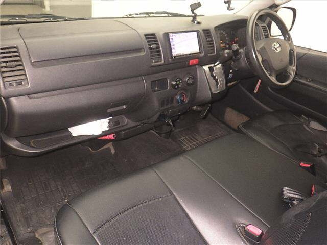 TOYOTA HIACE VAN 2014