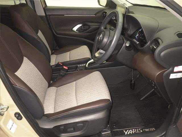 TOYOTA YARIS CROSS 2021