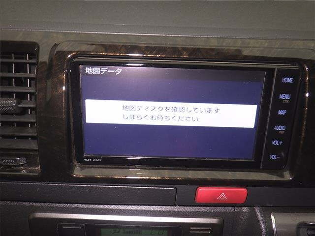 TOYOTA HIACE VAN 2021