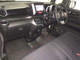HONDA N BOX 2015