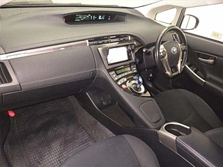 TOYOTA PRIUS PHV 2014