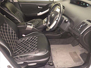 TOYOTA PRIUS 2012