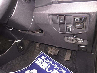 TOYOTA PRIUS PHV 2014