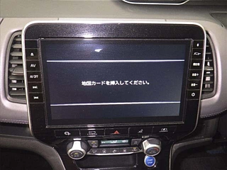 NISSAN SERENA 2019