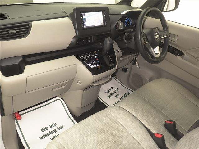 NISSAN ROOX 2022