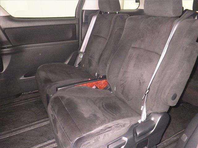 TOYOTA VELLFIRE 2010