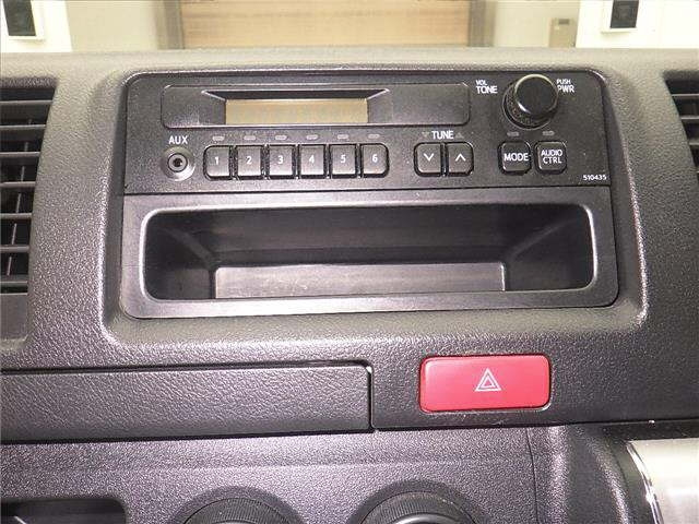 TOYOTA HIACE VAN 2022