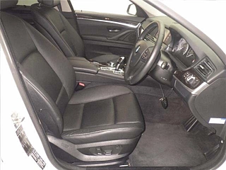 BMW 5 SERIES 2012