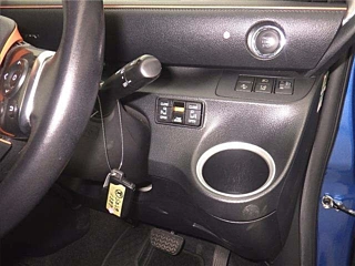 TOYOTA SIENTA 2016