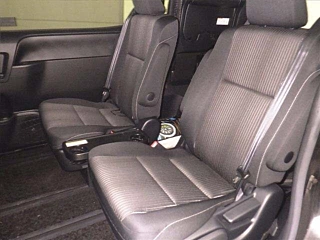TOYOTA VOXY 2018