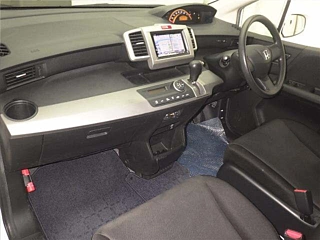 HONDA FREED 2010
