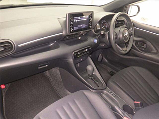 TOYOTA YARIS 2021