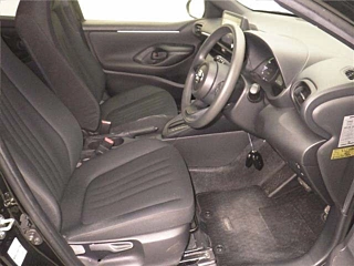TOYOTA YARIS 2021