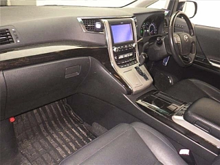 TOYOTA VELLFIRE 2012