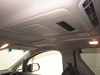 TOYOTA VELLFIRE 2012