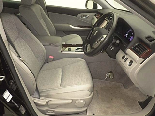 TOYOTA CROWN 2012