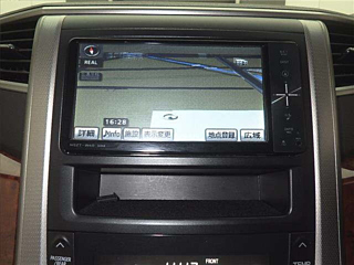 TOYOTA VELLFIRE 2010