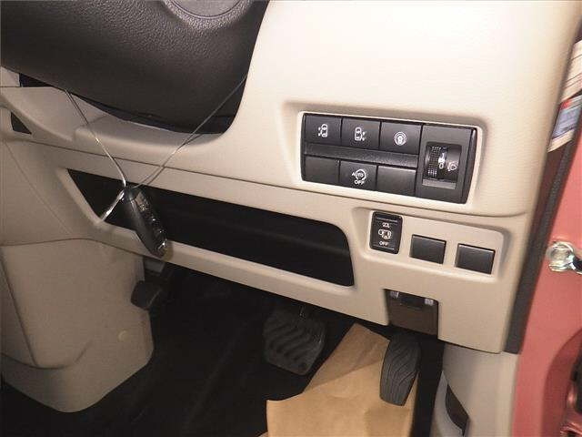 NISSAN ROOX 2020