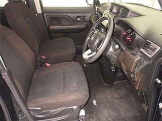 TOYOTA ROOMY 2021