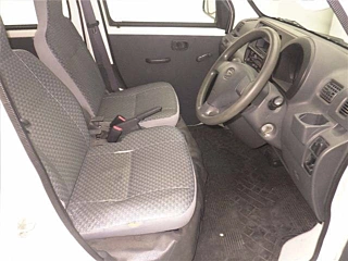 DAIHATSU HIJET VAN 2011