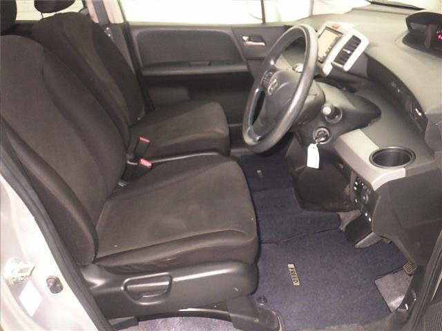 HONDA FREED 2010