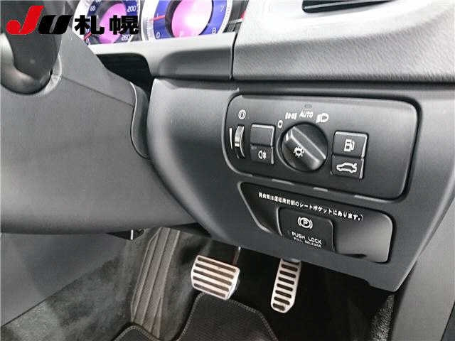 VOLVO V60 2012