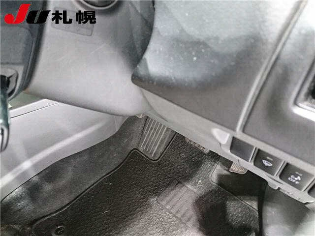 TOYOTA PRIUS ALPHA 2014