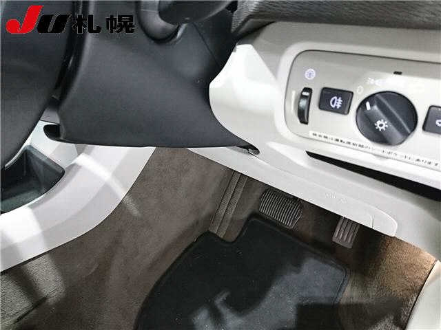 VOLVO V40 2013