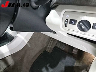 VOLVO V40 2013