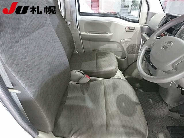 NISSAN CLIPPER VAN 2017