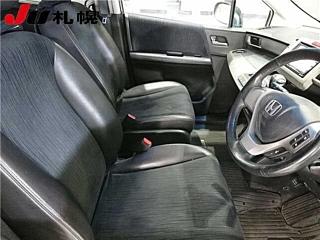 HONDA FREED 2011