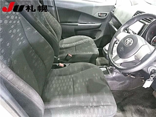 TOYOTA RACTIS 2014