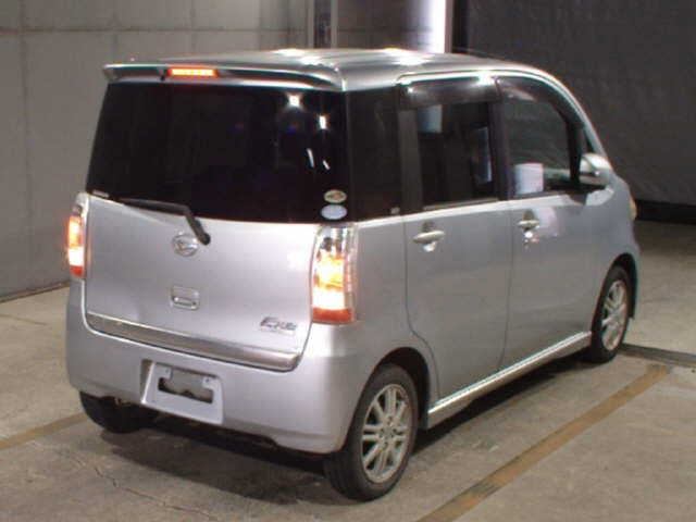 DAIHATSU TANTO EXE 2010