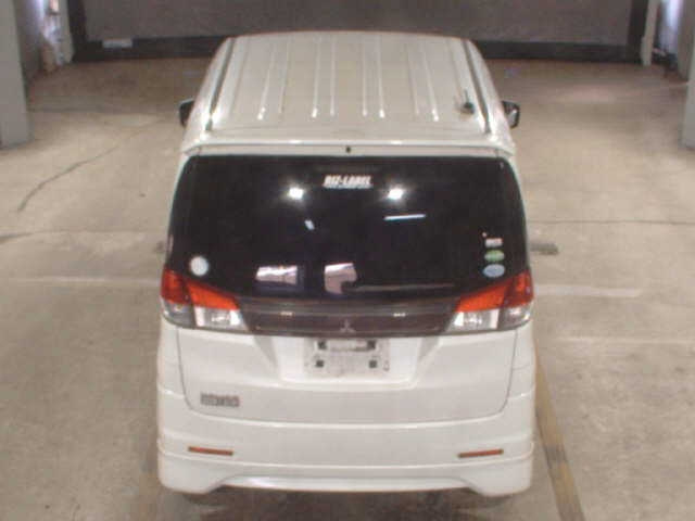 MITSUBISHI DELICA D2 2012