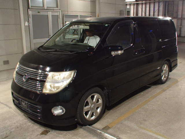 NISSAN ELGRAND 2010