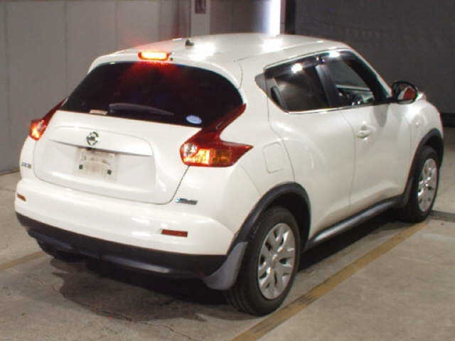 NISSAN JUKE 2012