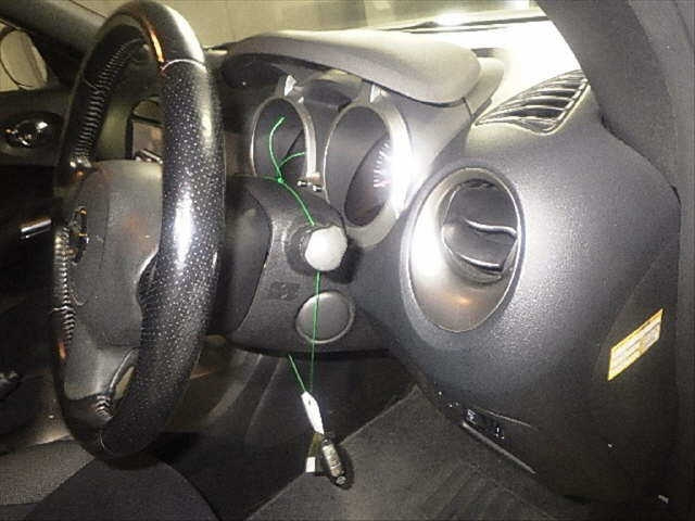 NISSAN JUKE 2012