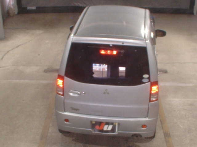 MITSUBISHI TOPPO 2011