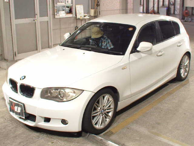BMW 1 SERIES 2010