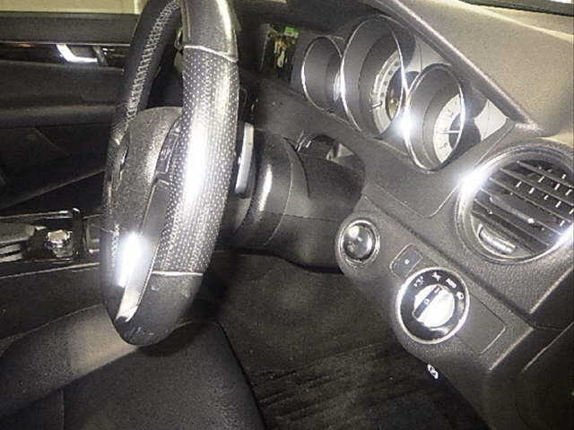 MERCEDES BENZ C CLASS 2012