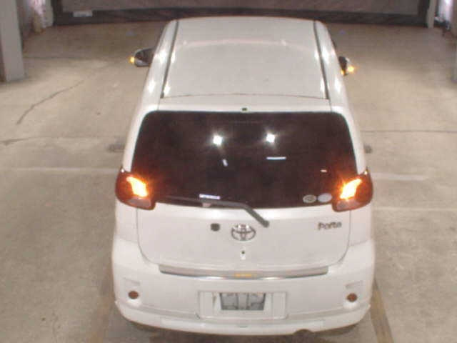 TOYOTA PORTE 2008