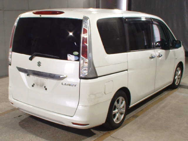 SUZUKI LANDY 2010